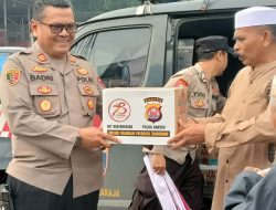 Kapolsek Balaraja Kerahkan Personilnya kerja bakti di Mesjid Jami’ At-Taqwa