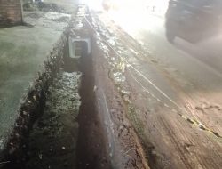 Proyek Drainase U-Ditch di Bambu Apus Pamulang diduga Asal Jadi dan Ada Korban Jatuh karena licin